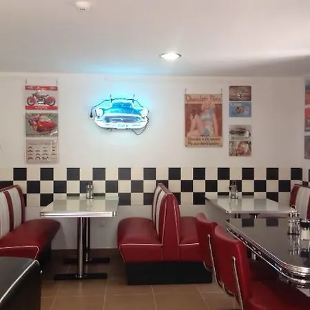 Ti Marquitas بيت ضيافة