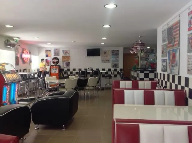 게스트하우스 Ti Marquitas 3*