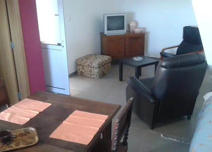 게스트하우스 Ti Marquitas 3*